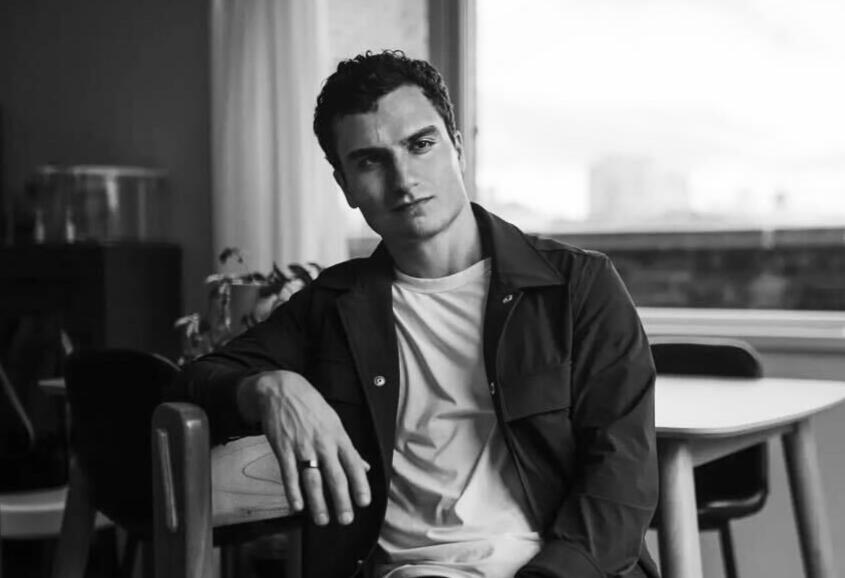 Nof1 神秘创始人 Jay Azhang 简介